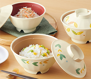軽くて丈夫、耐熱性も抜群。和にも洋にも使える飯碗。「PP飯碗」