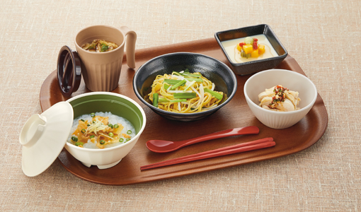 高齢者施設給食向け食器・メニューのご提案 - マルケイ